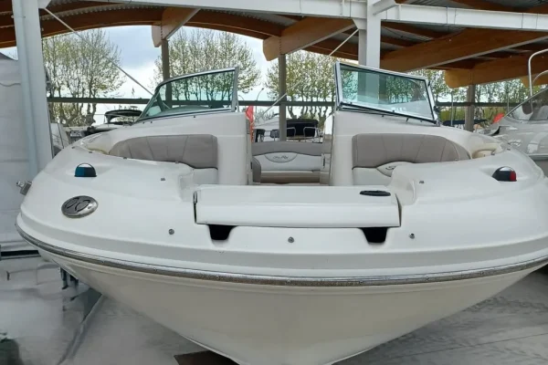 Sea Ray 200 Sundeck - Image 4