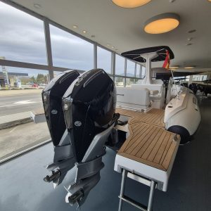 Pirelli Speedboats 30