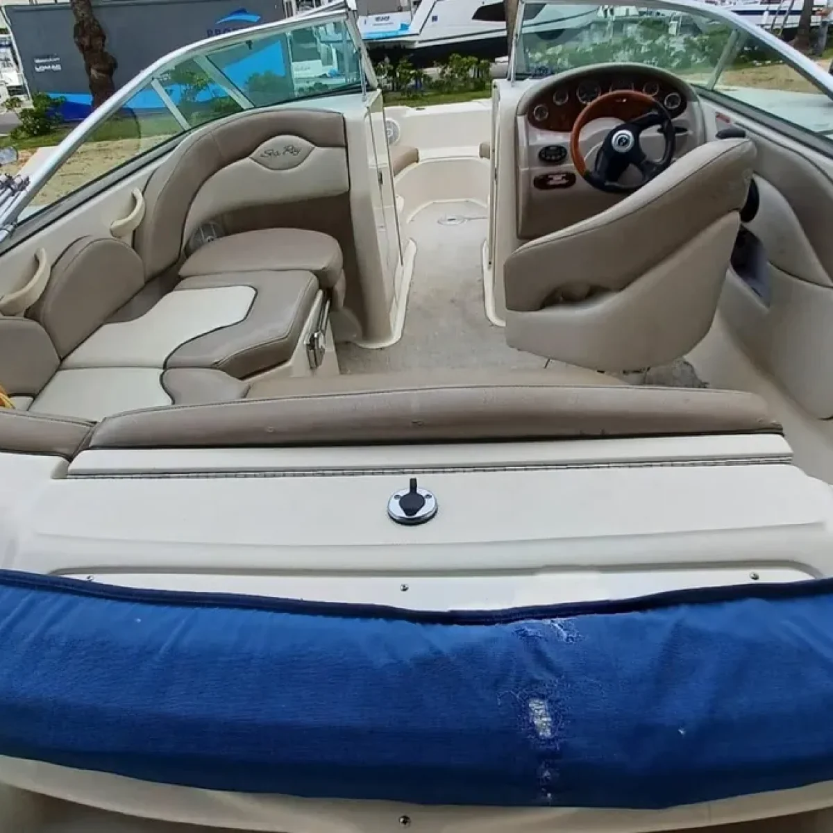 2004-sea-ray-200-sundeck-power-9753503-20250410061206887-1_XLARGE