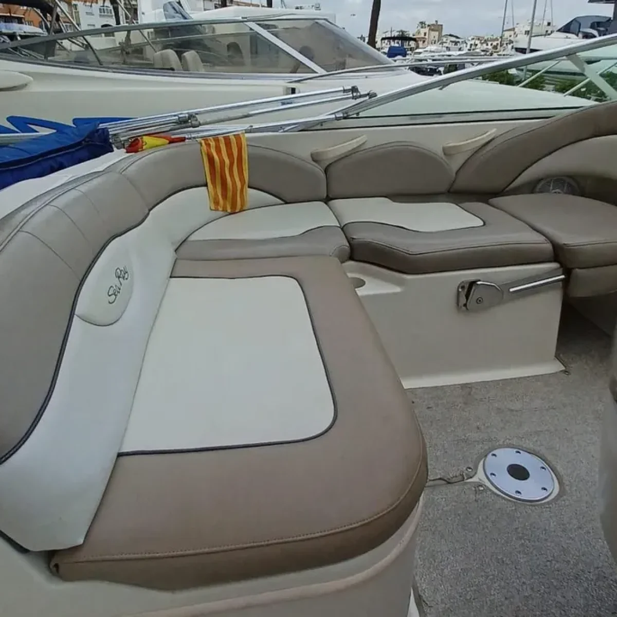 2004-sea-ray-200-sundeck-power-9753503-20250410061217075-1_XLARGE