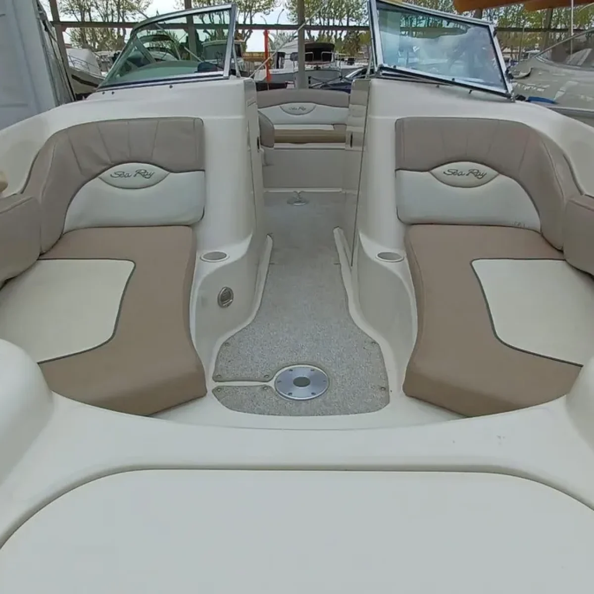 2004-sea-ray-200-sundeck-power-9753503-20250410061225055-1_XLARGE