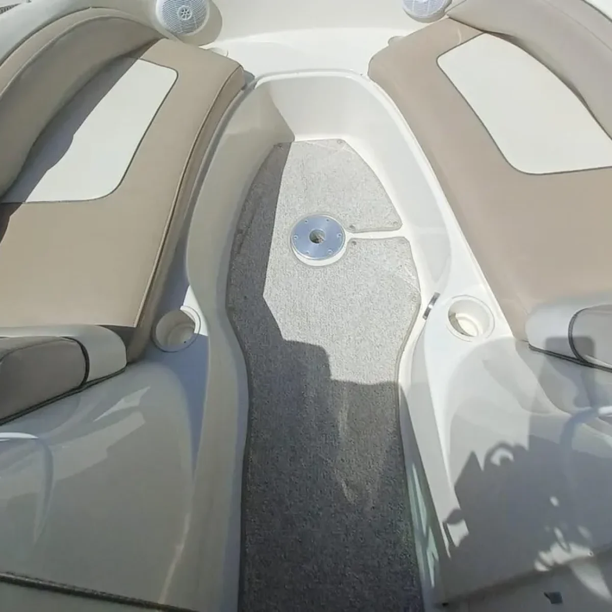 2004-sea-ray-200-sundeck-power-9753503-20250424085410300-1_XLARGE