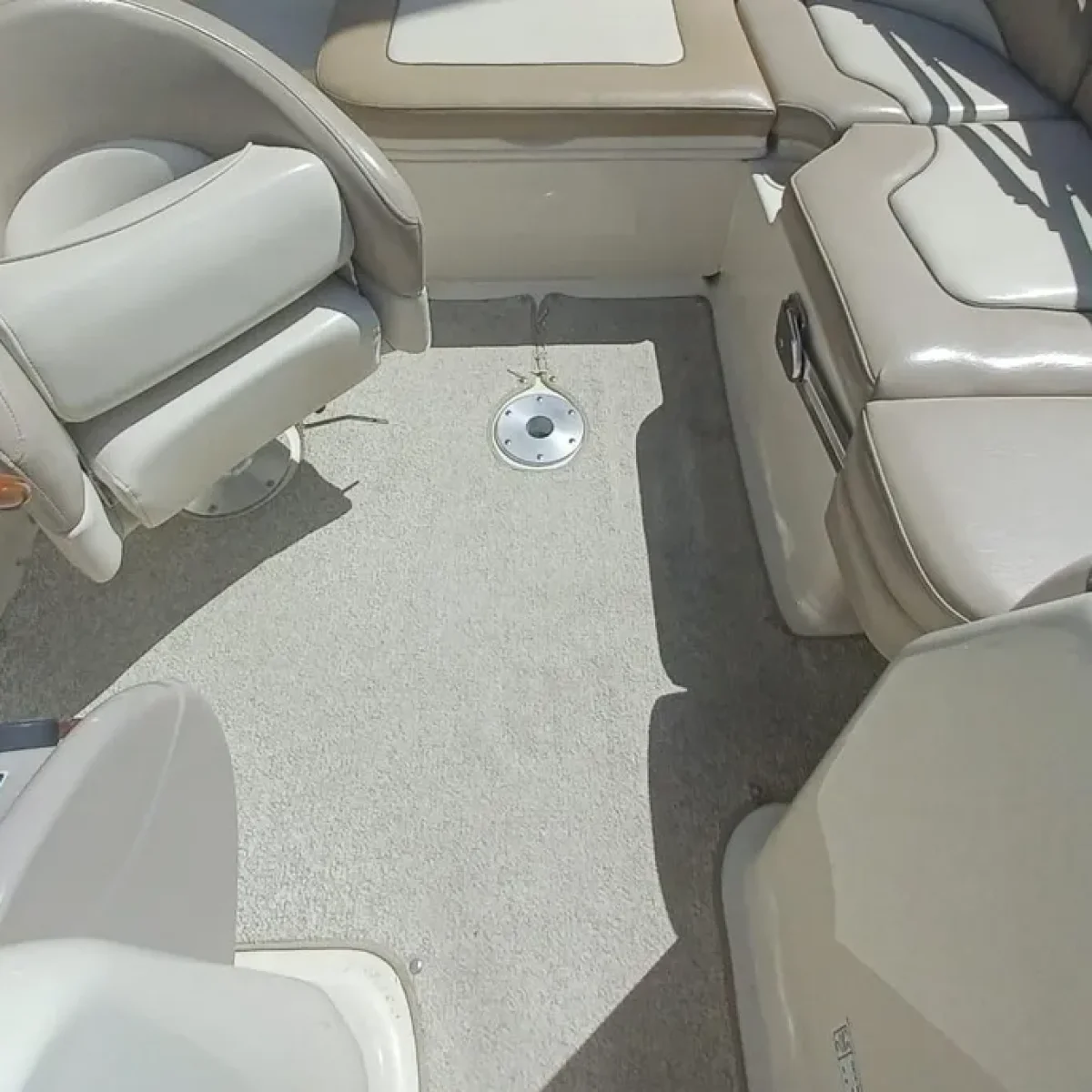 2004-sea-ray-200-sundeck-power-9753503-20250424085412285-1_XLARGE