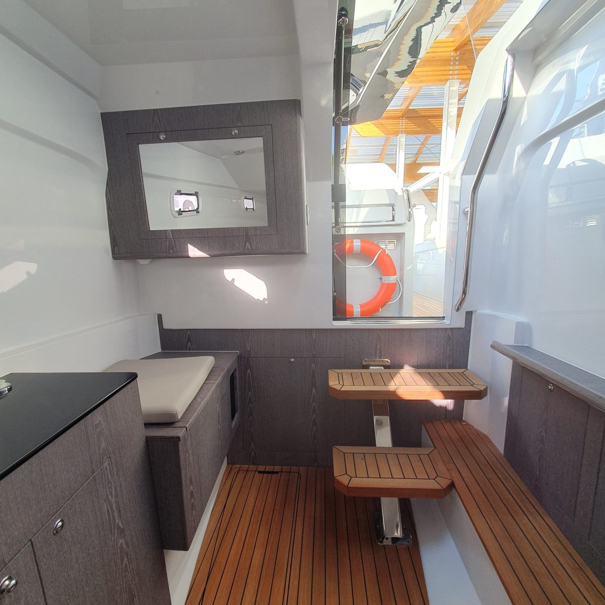 P35 CABINA PROA